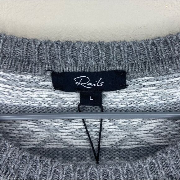 Rails NWT Grey/White Carlisle Silver Icicle Christmas Knit Sweater Size Large - Picture 3 of 7